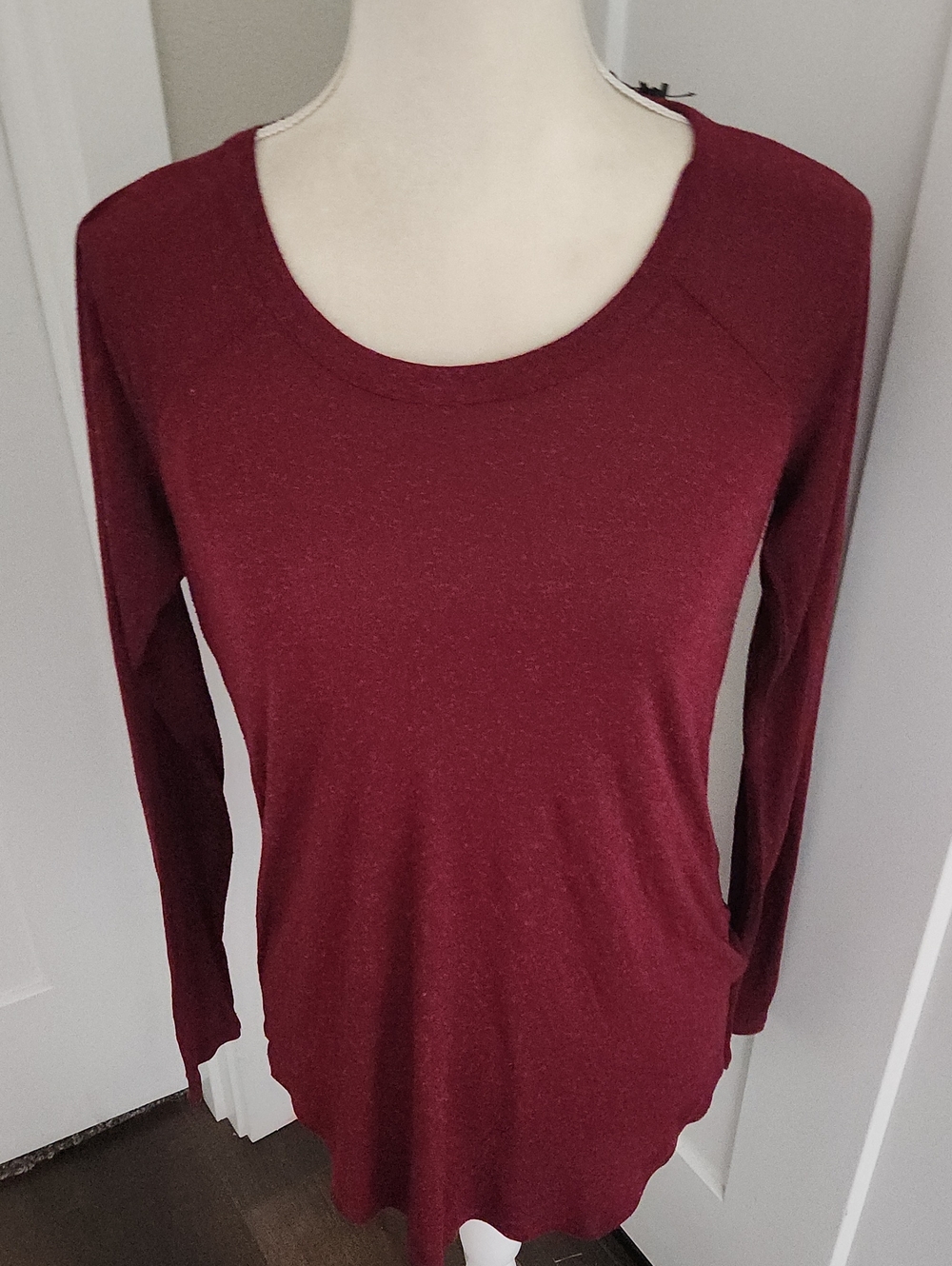 Chaser Maroon Cut Out Back Long Sleeve Tee Pullover NWT